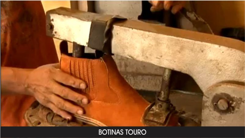 Logo de BOTINAS TOURO