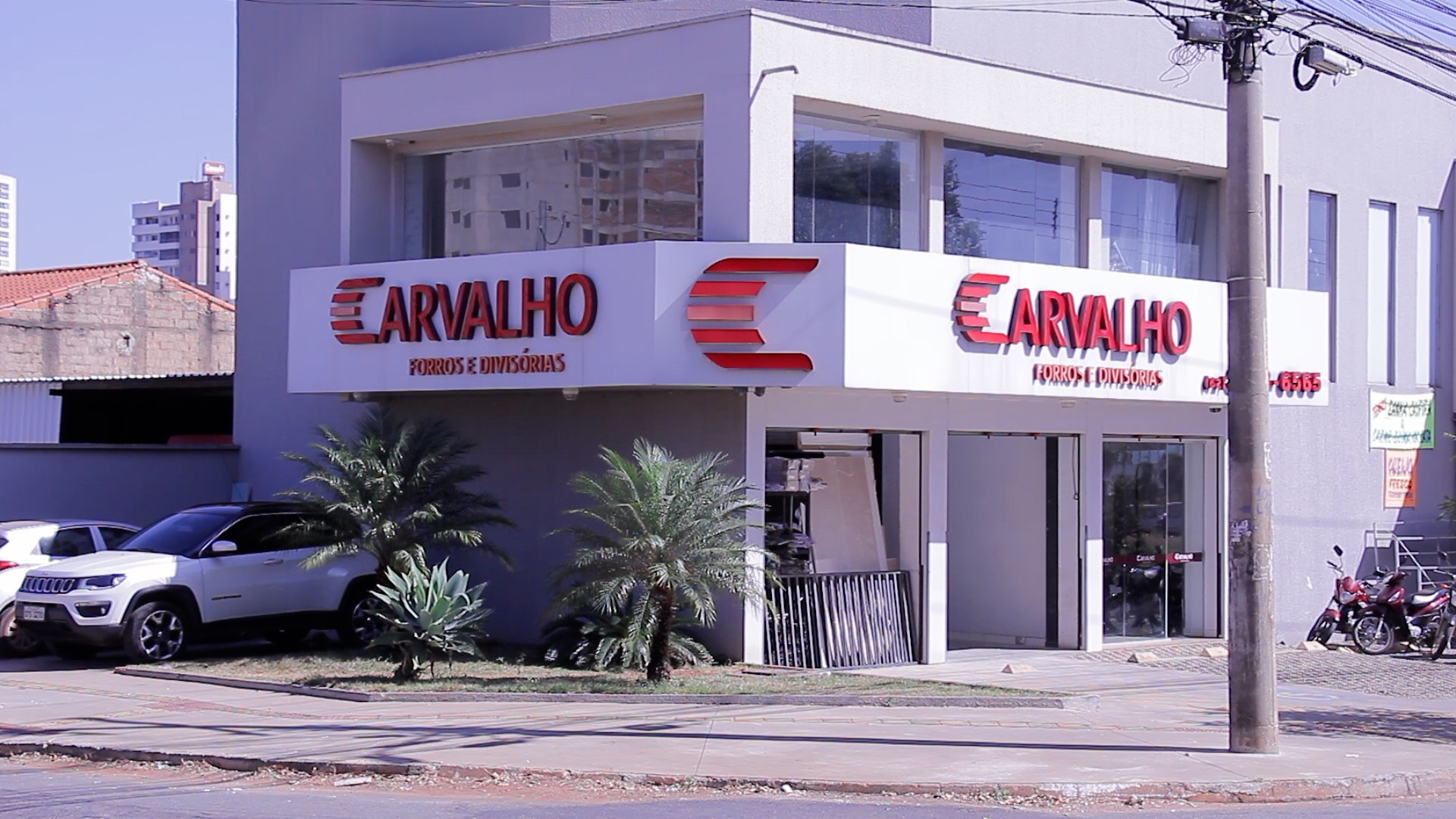 Logo de CARVALHO FORROS E DIVISÓRIAS